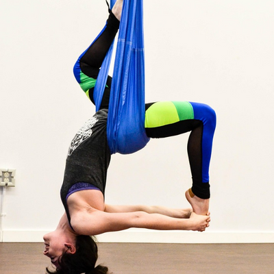 Aerial Joga czyli Joga w Chustach