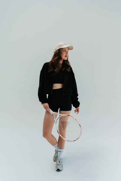 bluza crop top czarna z bufiastymi rękawami