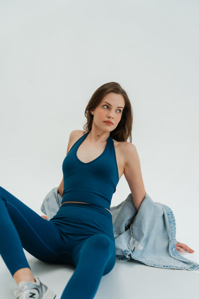 granatowe legginsy damskie do jogi bezszwowe modelujące push up